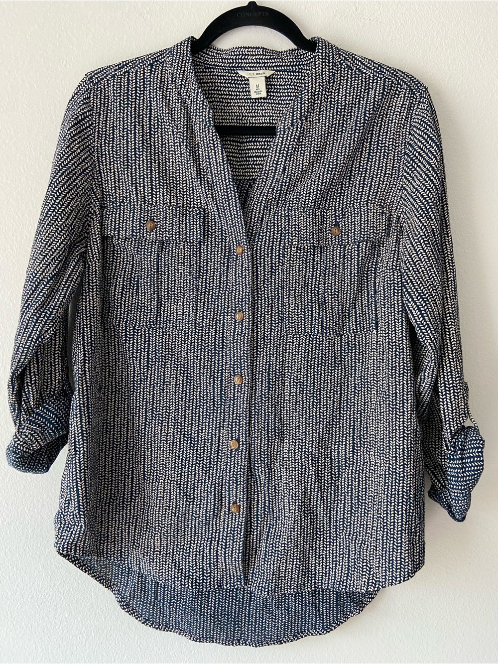 L.L.Bean Organic Cotton Printed Button Front Shirt Size M Navy Cream
